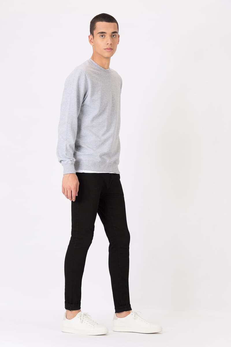 Black Skinny Jeans