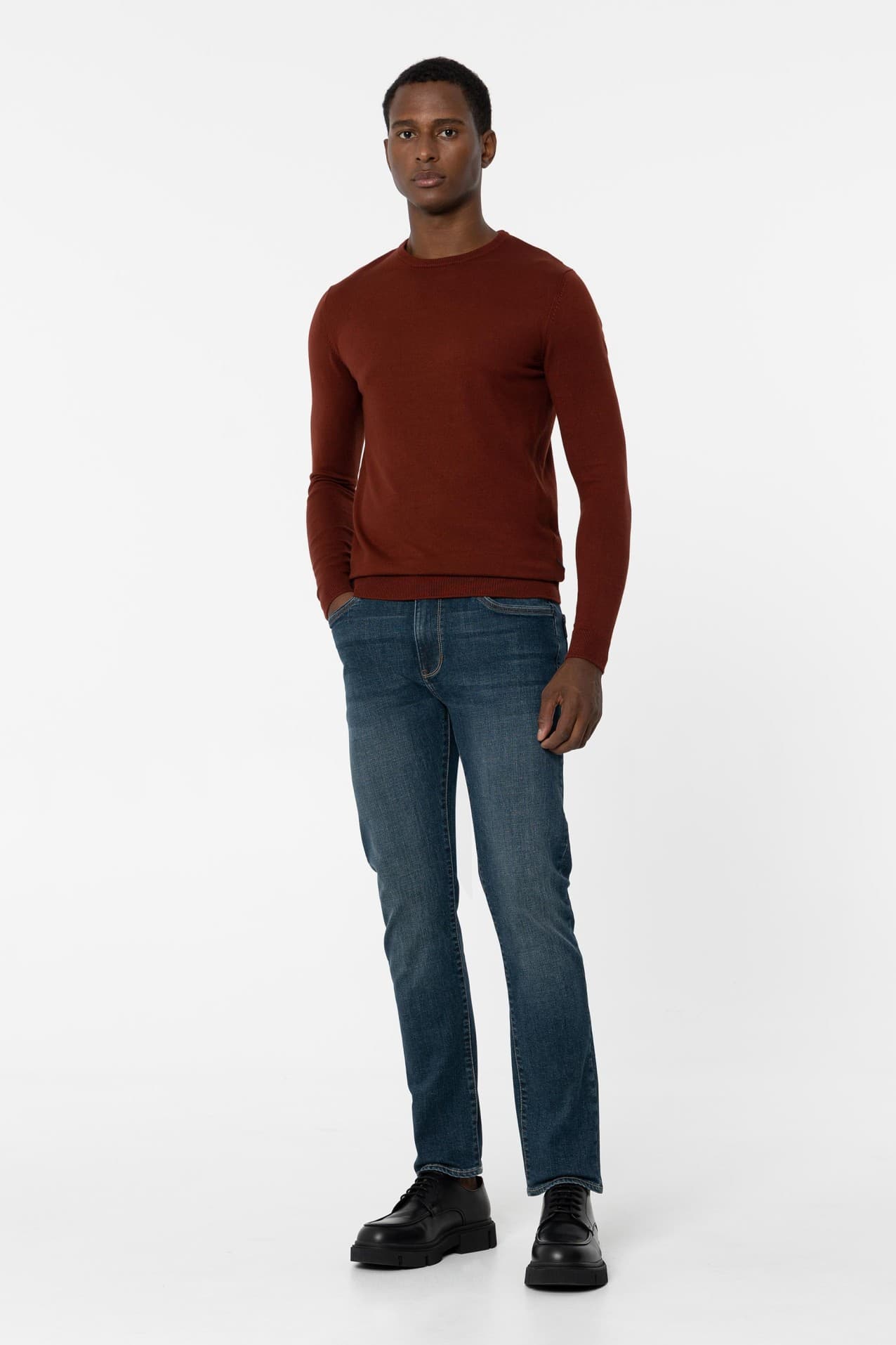 Dark Wash Slim Fit