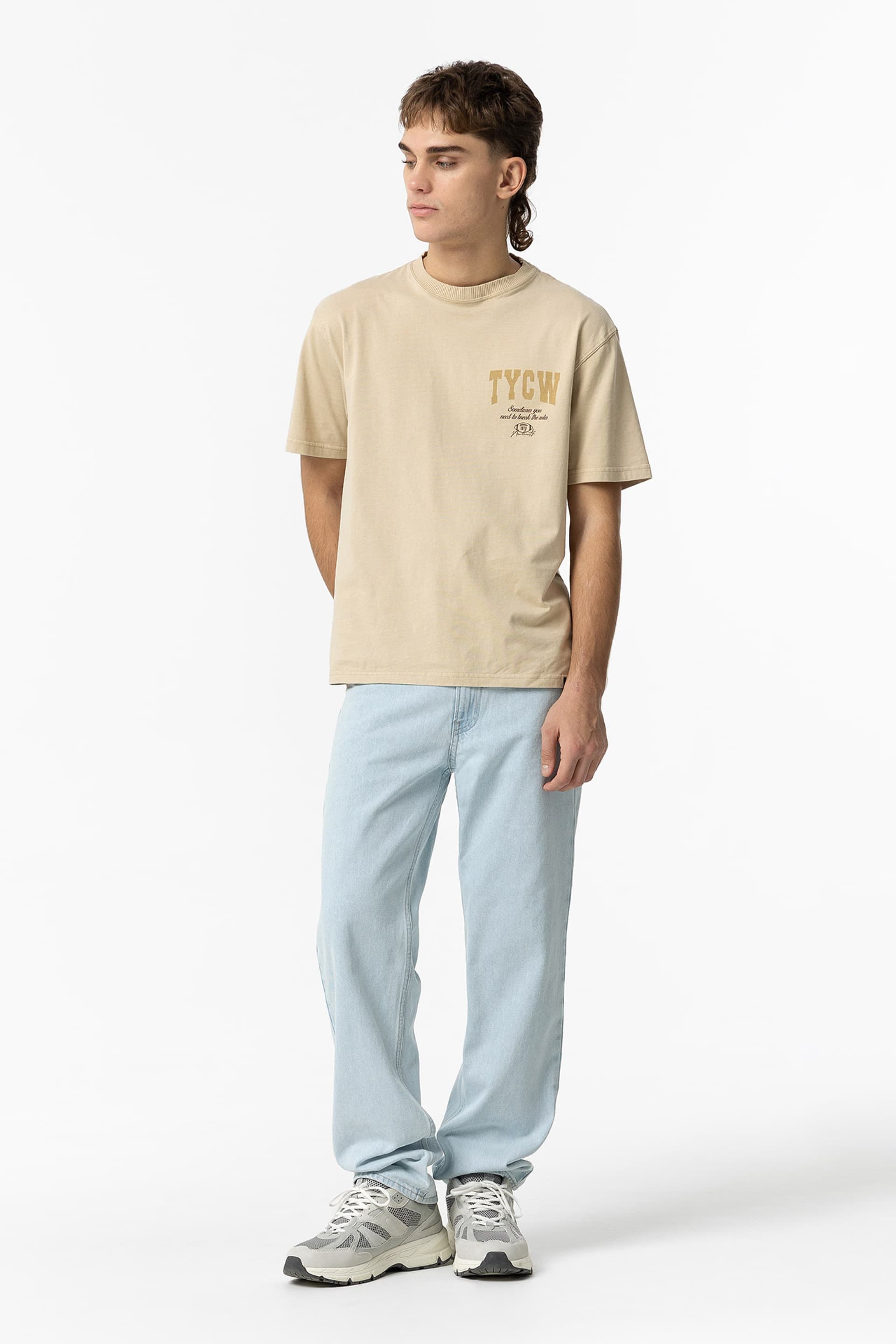 Light Wash Jeans