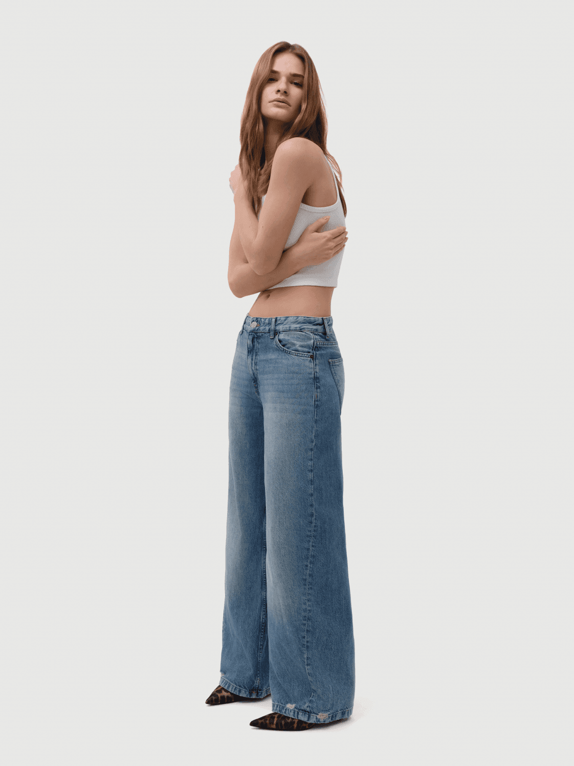 Medium Wash Wide Leg